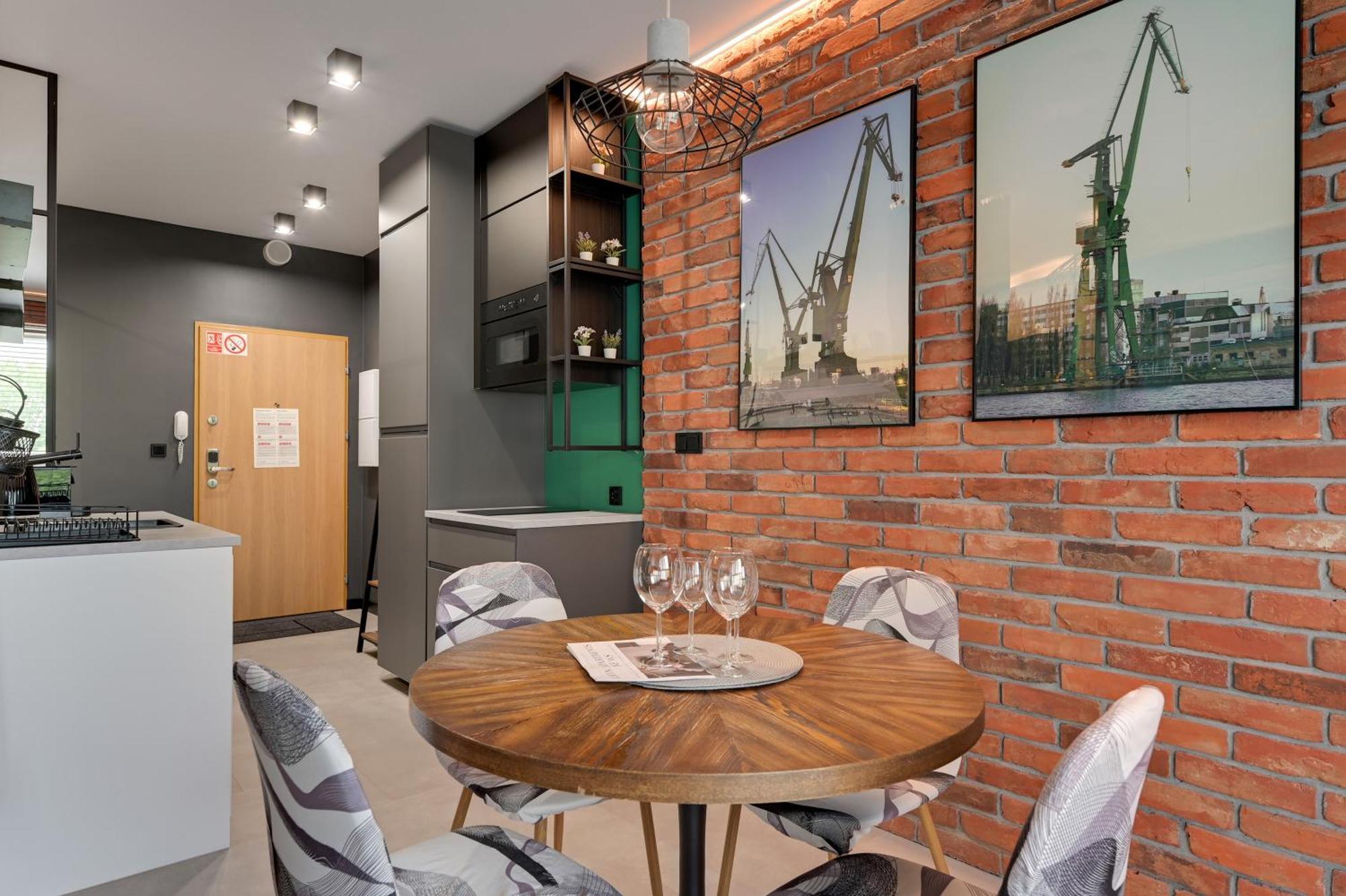 Hellogdansk Walowa With Parking By Lion Apartments エクステリア 写真